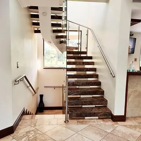 The Villa Luxe Hartbeespoort Spacious Golf & Wildlife Estate Exterior photo