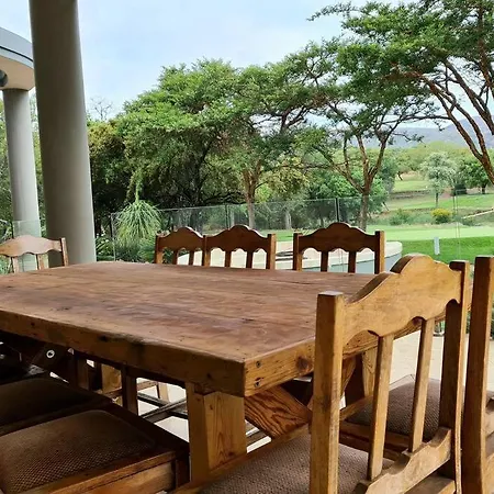 The Villa Luxe Hartbeespoort Spacious Golf & Wildlife Estate Exterior photo