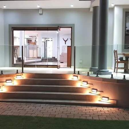 The Villa Luxe Hartbeespoort Spacious Golf & Wildlife Estate Exterior photo